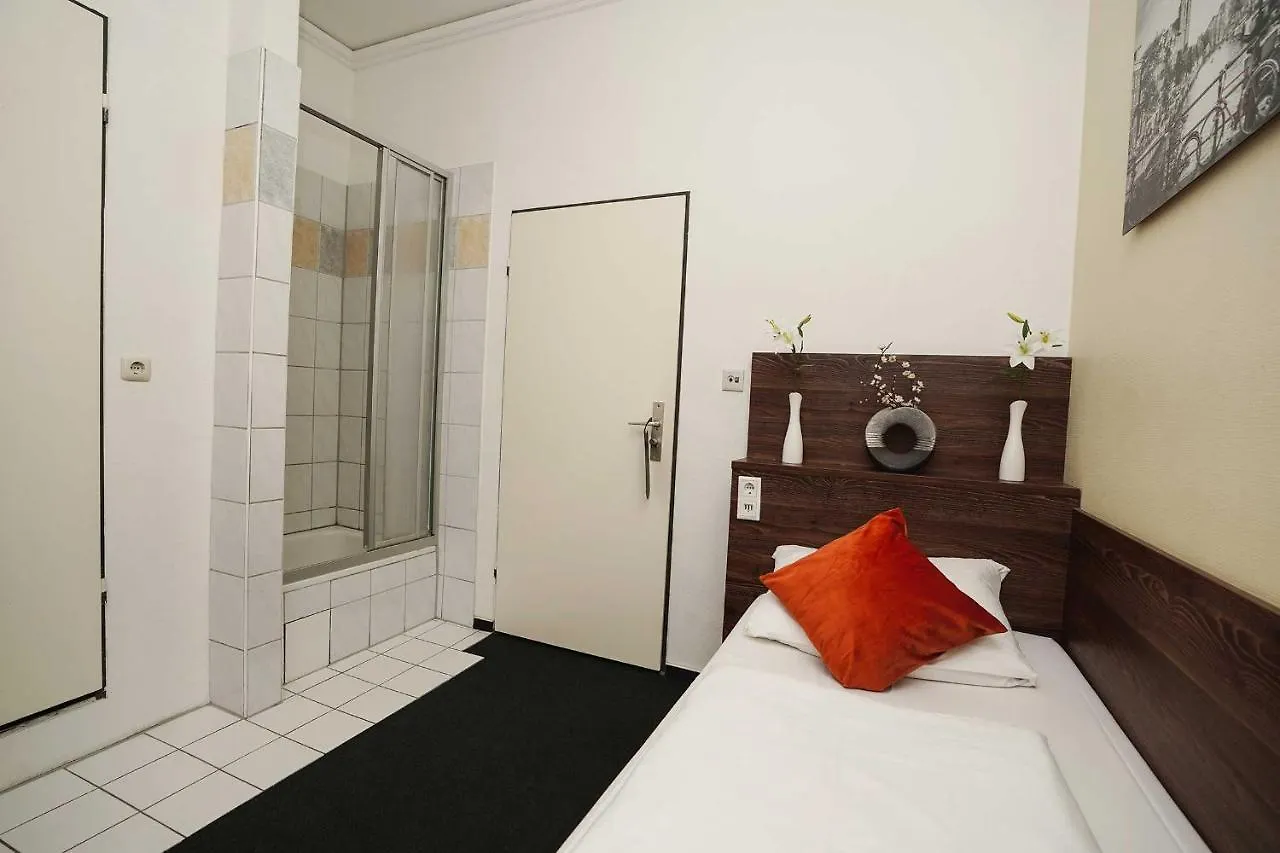 Hotel Little Paris Frankfurt am Main
