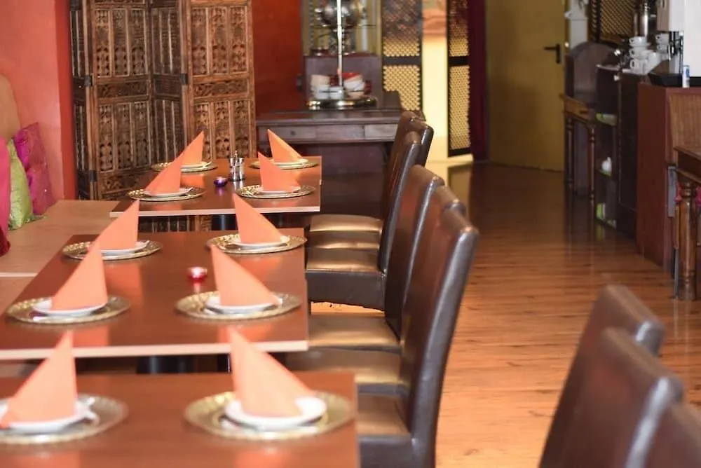 ***  Hotel Little Paris Frankfurt am Main Germany